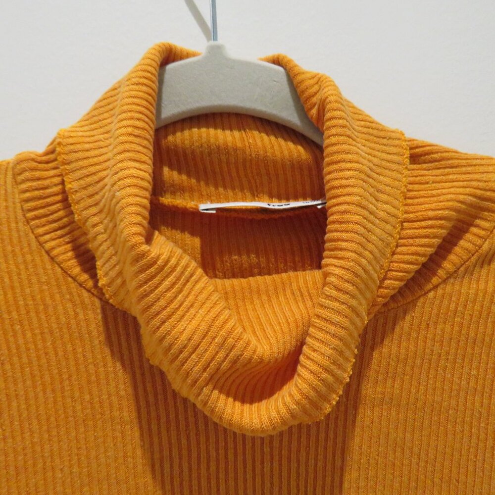 ARITZIA WILFRED Nova Ribbed Turtleneck Cropped Top in Orange Burst Small Y2K - Picture 6 of 14